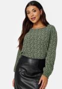 ONLY Vic L/S Top Hedge green AOP Vica 36