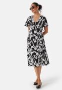 VILA Lovie S/S Wrap Midi Dress Black AOP:ELLIS 36