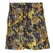 Shortsit & Bermuda-shortsit Versace Jeans Couture  GADD18-G89  IT 46