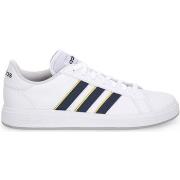 Tennarit adidas  GRAND COURT BASE 2  40