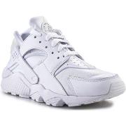 Kengät Nike  Air Huarache DD1068-102  42