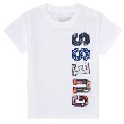 Lyhythihainen t-paita Guess  SS T SHIRT  6 / 9 kuukautta