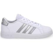 Tennarit adidas  GRAND COURT 2 K  33