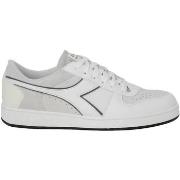 Tennarit Diadora  MAGIC BASKET LOW TECH 501.180351  40