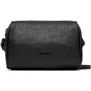 Laukut Calvin Klein Jeans  CK REFINE CAMERA BAG_BRAID K60K612334  Yksi...