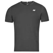 Lyhythihainen t-paita New Balance  CORE RUN SHORT SLEEVES  EU L