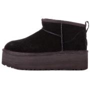 Kengät UGG  1135092  38