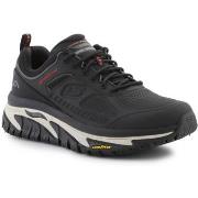 Kengät Skechers  Arch Fit Road Walker - Recon 37333-BLK Black  41