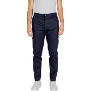 Housut Calvin Klein Jeans  SATEEN STRETCH K10K113423  IT 46