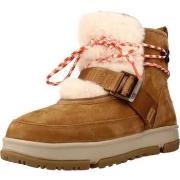 Saappaat UGG  W CLASSIC WEATHER HIKER  36