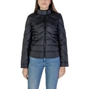 Toppatakki Guess  LS JULIANE PUFFER W4YL39 WGAE2  EU XXL