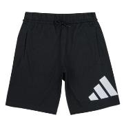 Shortsit & Bermuda-shortsit adidas  -  15 / 16 vuotta