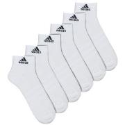 Sukat adidas  -  M