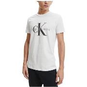 Lyhythihainen t-paita Calvin Klein Jeans  -  EU M