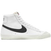 Tennarit Nike  Blazer Mid '77 Vintage  38