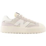 Tennarit New Balance  302  36