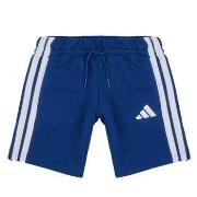 Shortsit & Bermuda-shortsit adidas  -  3 / 4 vuotta