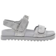 Sandaalit Guess  FADISON SILVER Argent  36