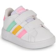 Lastenkengät adidas  GRAND COURT 2.0 CF  24