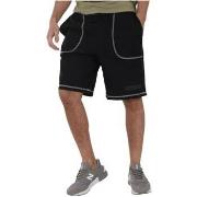 Shortsit & Bermuda-shortsit Guess  U5RD01 KCO31  EU XXL