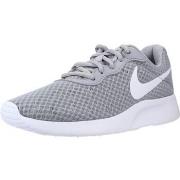 Tennarit Nike  TANJUN  36