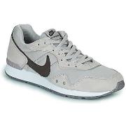Kengät Nike  Nike Venture Runner  41