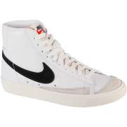 Kengät Nike  W Blazer Mid 77  36