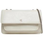 Laukut Calvin Klein Jeans  CHAIN EW FLAP CONV CHAIN LV04K3084G  Yksi K...