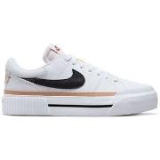 Kengät Nike  WMNS COURT LEGACY LIFT  41