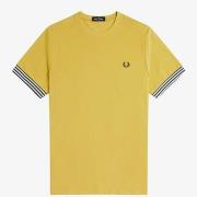 T-paidat & Poolot Fred Perry  STRIPED CUFF T-SHIRT  EU S