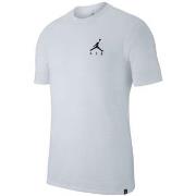 Lyhythihainen t-paita Nike  Air Jordan Jumpman Embroidered Tee  EU S