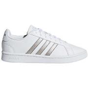 Kengät adidas  Grand Court  36