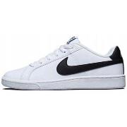 Kengät Nike  Court Royale  40