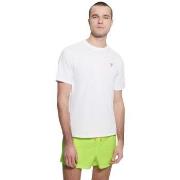 Lyhythihainen t-paita Guess  F3GI00K8HM0G011  EU M