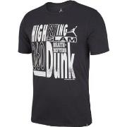 Lyhythihainen t-paita Nike  Dry Graphic 3  EU M