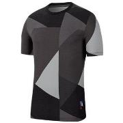Lyhythihainen t-paita Nike  Kyrie Irving Dri-fit  EU M