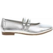 Balleriinat Jana  82217744941  38