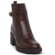 Kengät NeroGiardini  NERO GIARDINI 412DELAVATO BEIGE  37