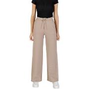 Väljät housut Guess  OCTAVIA WIDE LEG PANTS V5BB12 KCX22  EU M