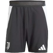 Shortsit & Bermuda-shortsit adidas  Juve H Au Sho  EU L