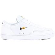 Kengät Nike  Court Vintage Prem  41