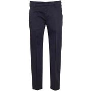 Chino-housut / Porkkanahousut Entre Amis  -  IT 40