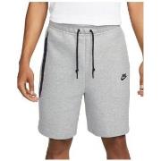 Shortsit & Bermuda-shortsit Nike  Tech Fleece  EU XS