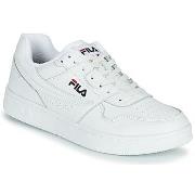 Kengät Fila  ARCADE LOW  40