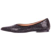 Balleriinat Anna F.  1821C  36