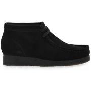 Kengät Clarks  WALLABEEBOOT W BLK  40
