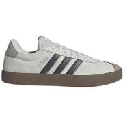 Kengät adidas  JP5288  46