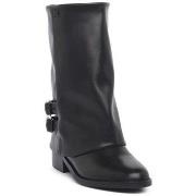 Kengät Laura Biagiotti  9292  36