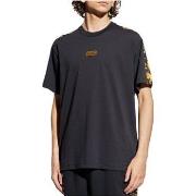 Lyhythihainen t-paita Versace  79GAH617 JS515  EU S