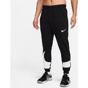 Jogging housut / Ulkoiluvaattee Nike  Taper Energy  EU L